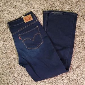 Levi 315 shaping bootcut size 32